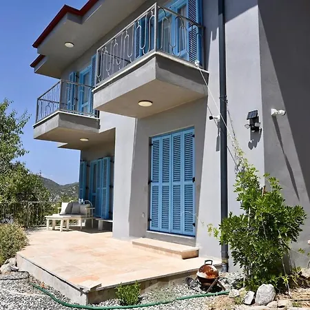 Luna Villa